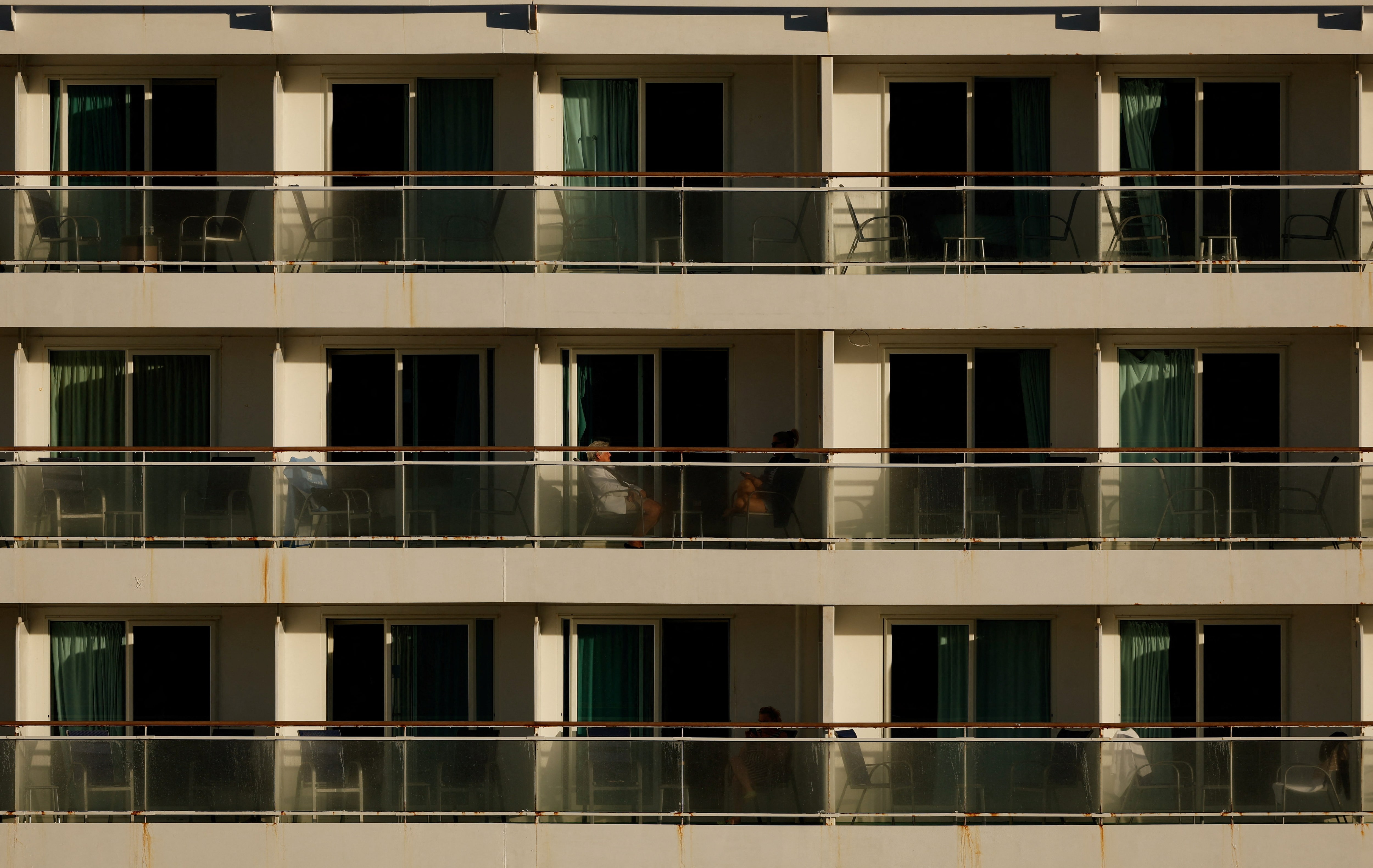 Norwegian Cruise Forecasts Quarterly Profit Below Estimates on Economic Slowdown, Rising Costs