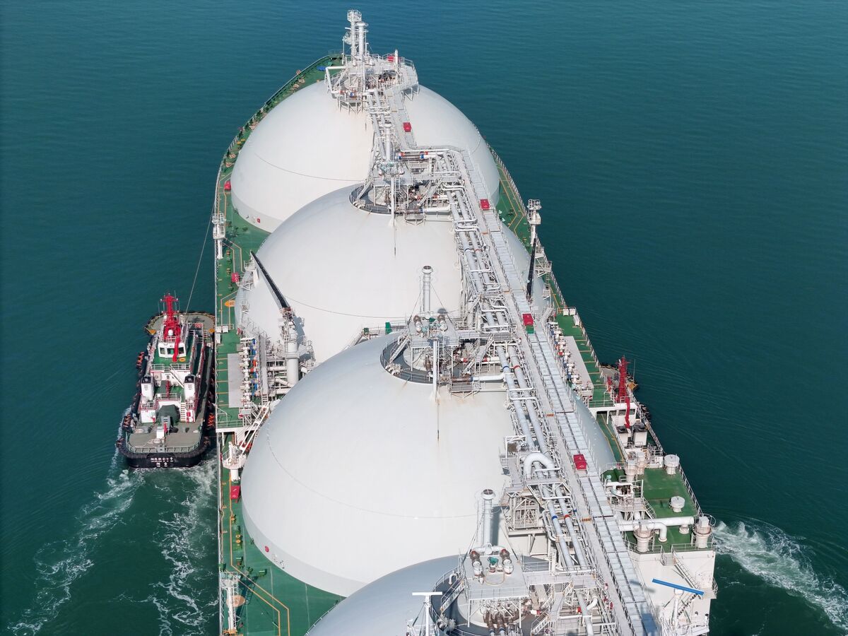 China’s LNG Imports Set to Drop for 13th Month, Kpler Data Show