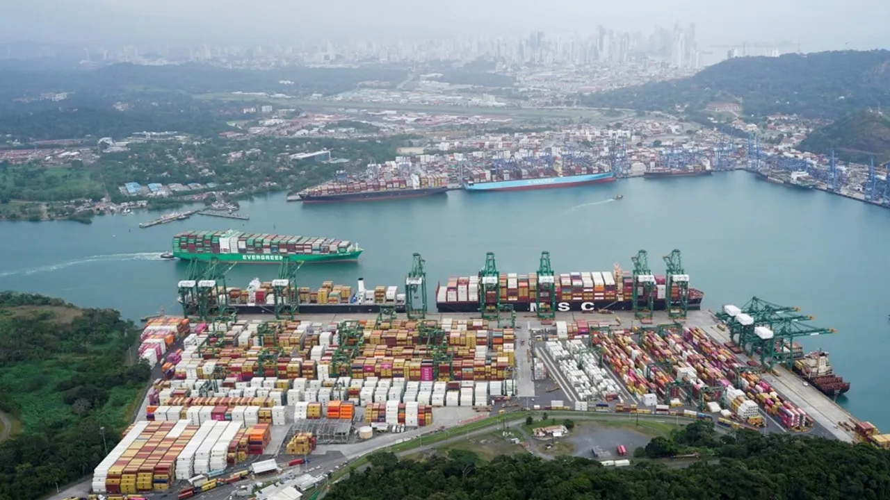 Panama Officially Cancels CK Hutchison Port Concessions, Clearing Path for Maersk