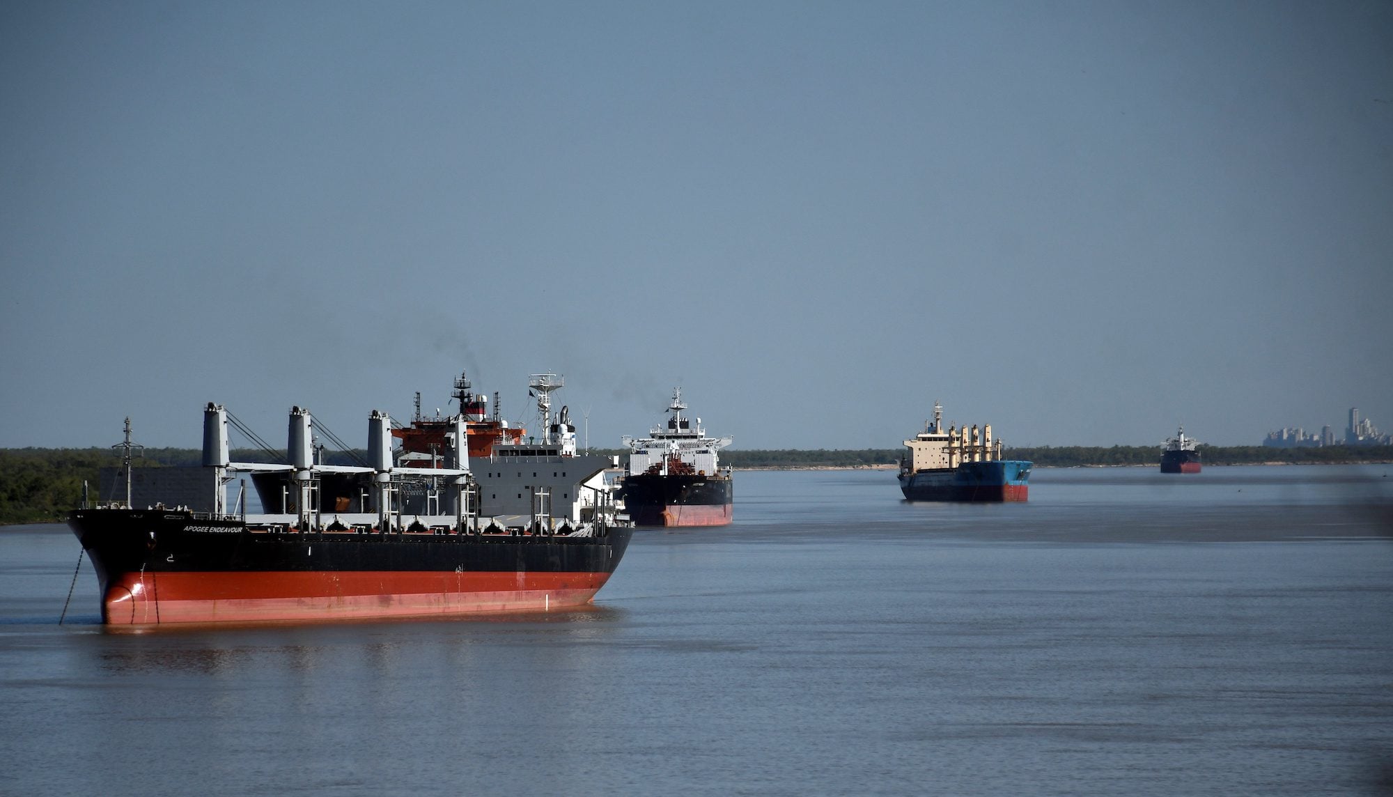 Argentina River Auction Draws Fire From U.S. Dredger Over ‘Cooked’ Tender photo