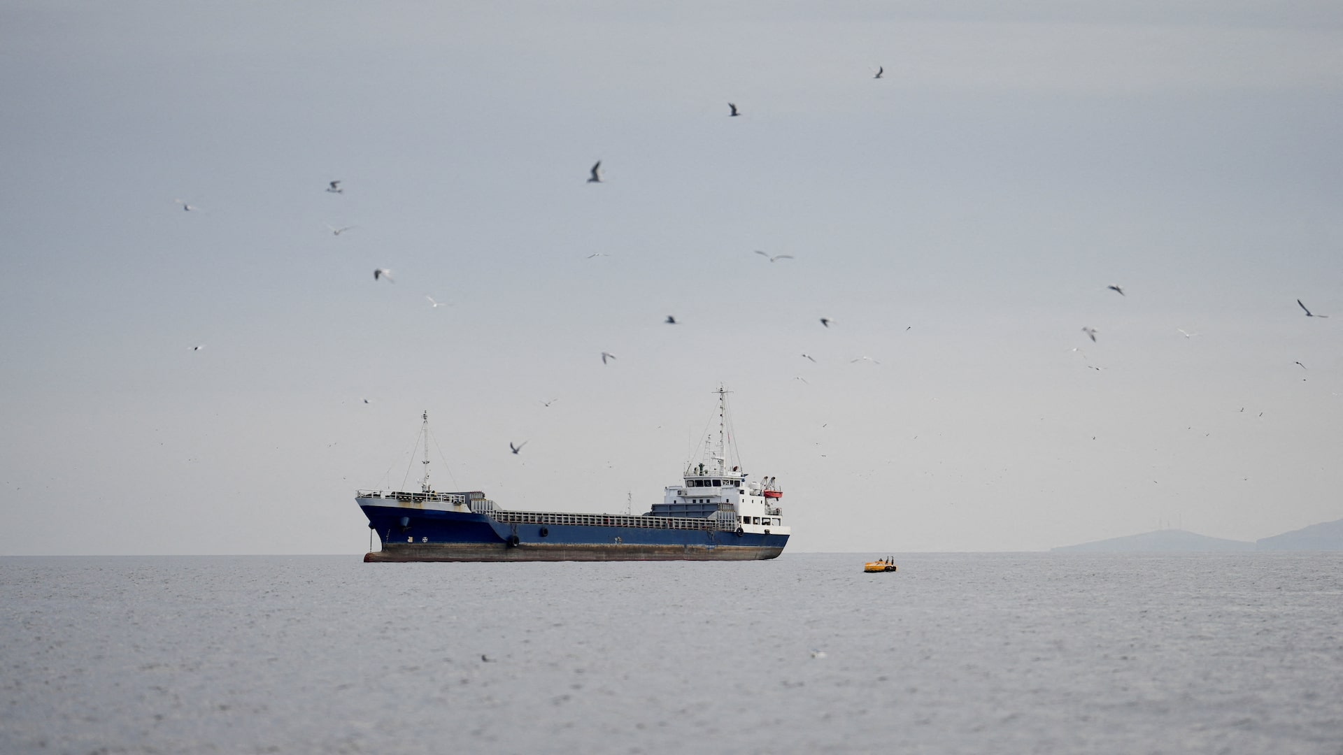 US-Sanctioned Supertankers Enter Gulf Despite Blockade photo