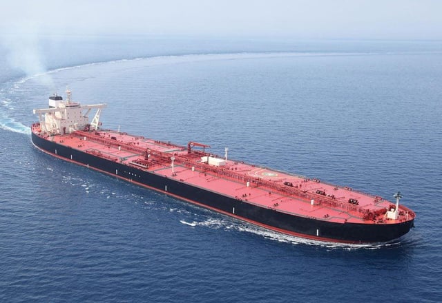 U.S. Turns Back Ten Ships as Iran Port Blockade Holds, Tankers Test Limits photo