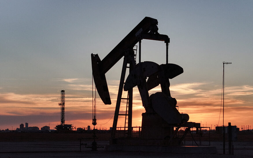 Oil Prices Hit Two-week High as Iran Talks Stall and Strait Shipments Lag