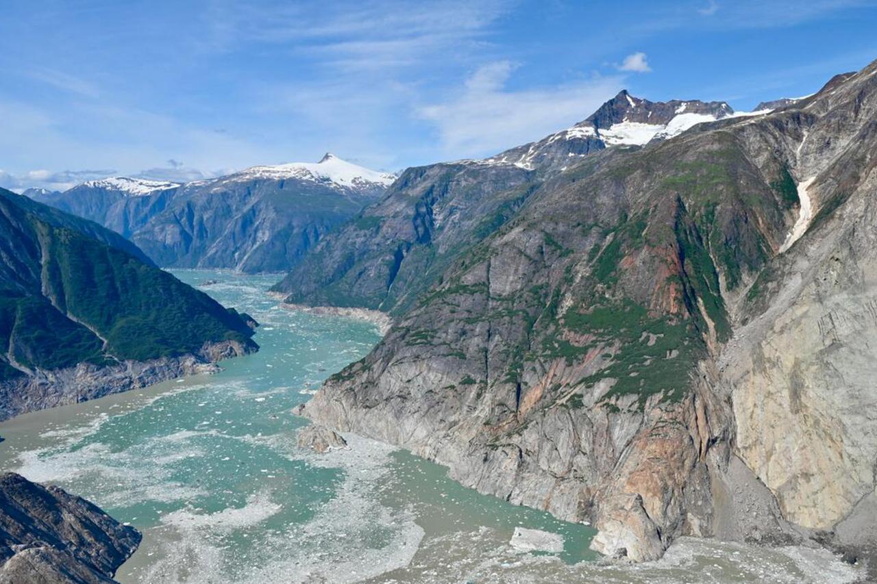 Alaska Mega-Tsunami Raises Alarm for Cruise Ships in Glacier Fjords photo
