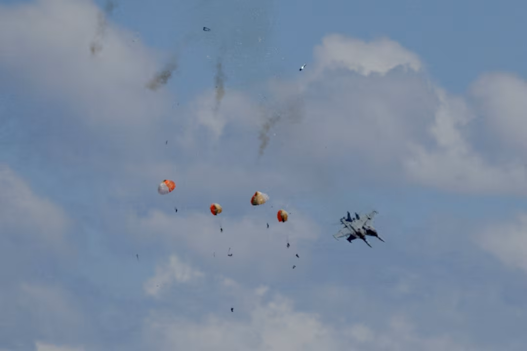 Military Jets’ Crew Members Safely Ejected after Idaho Air Show Collision, Navy Says