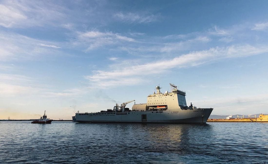 Royal Navy Deploys Mine-Hunting Mothership for  Potential Hormuz Mission photo