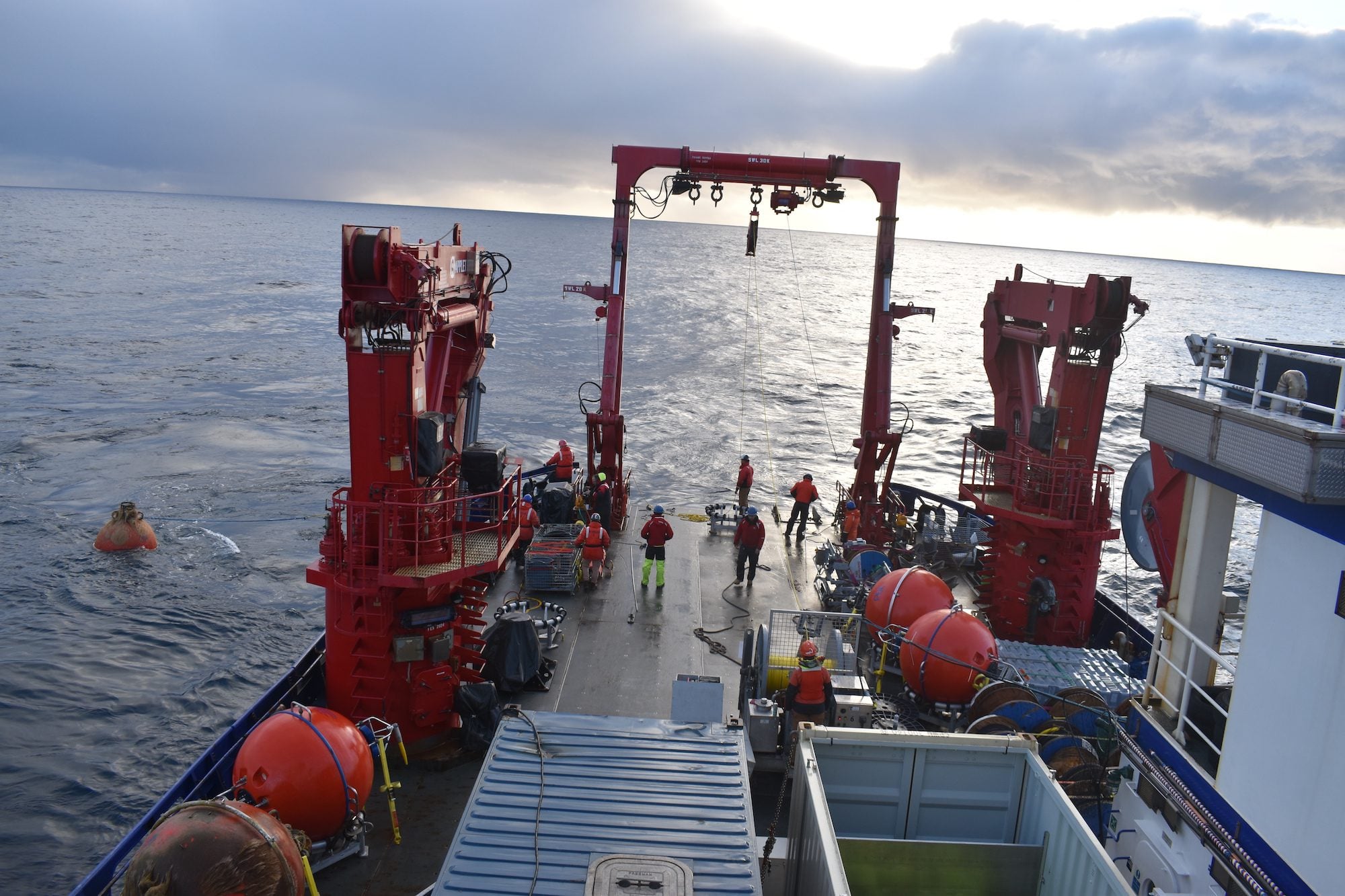 U.S. Begins Dismantling Major Ocean Observation Network photo