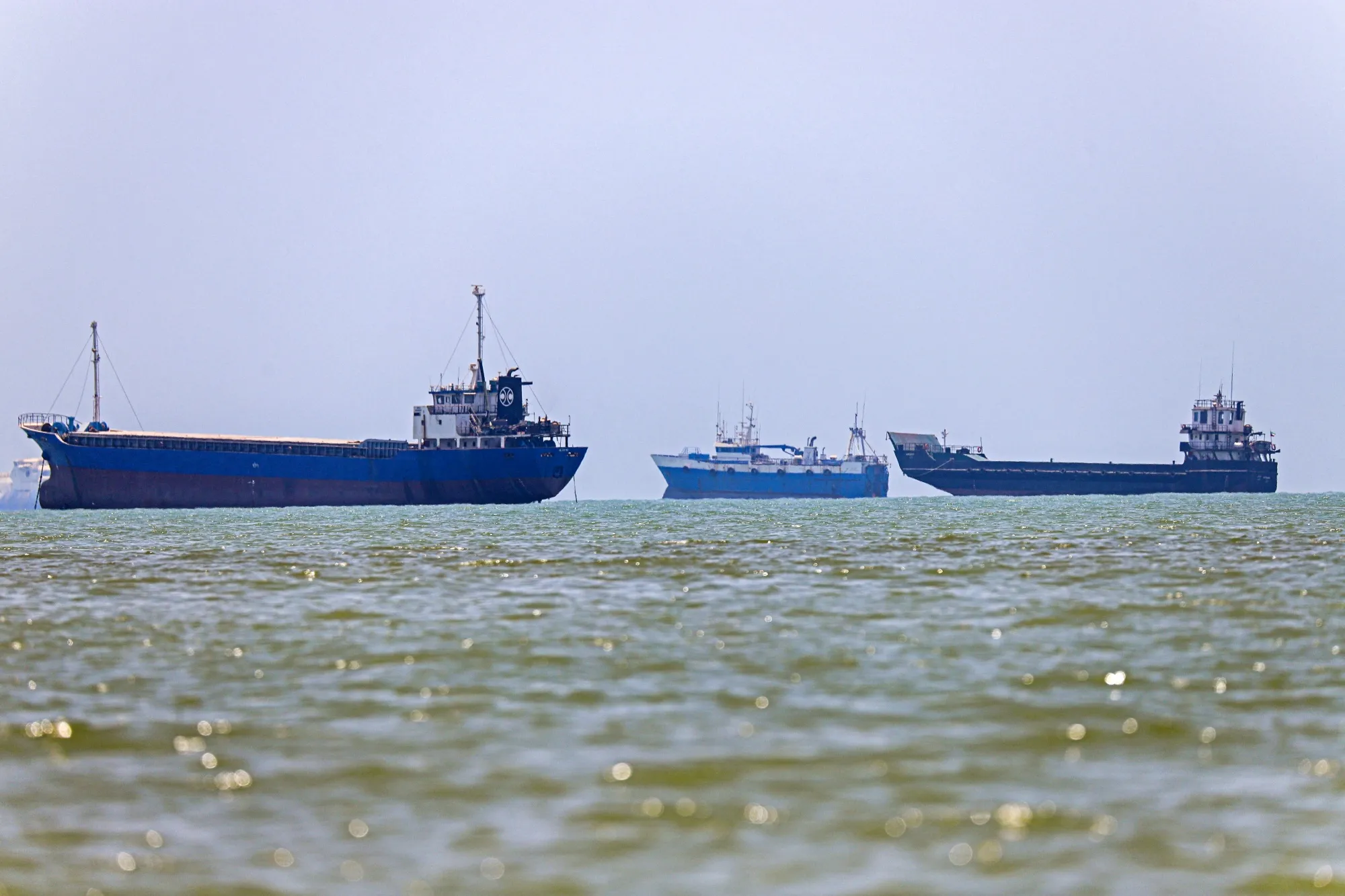 U.S. Downplays Possibility of Hormuz Tolls as Negotiations Restart