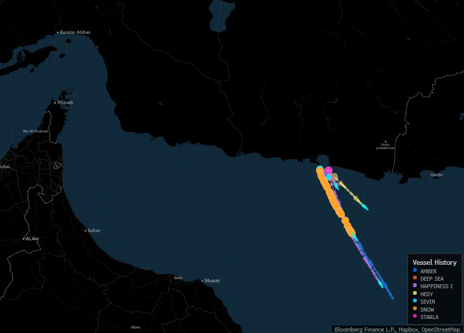 Iran Oil Surges as Seven Supertankers Sail After Blockade Lifts photo