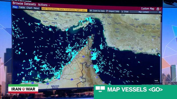 Qatari LNG Ship Struck in Strait of Hormuz, Testing US Talks photo