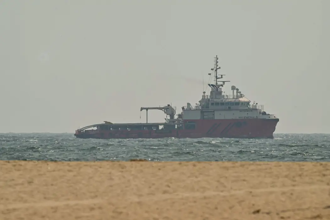 Oil Tanker Appears to Halt in Hormuz After Iran Targets Vessels photo