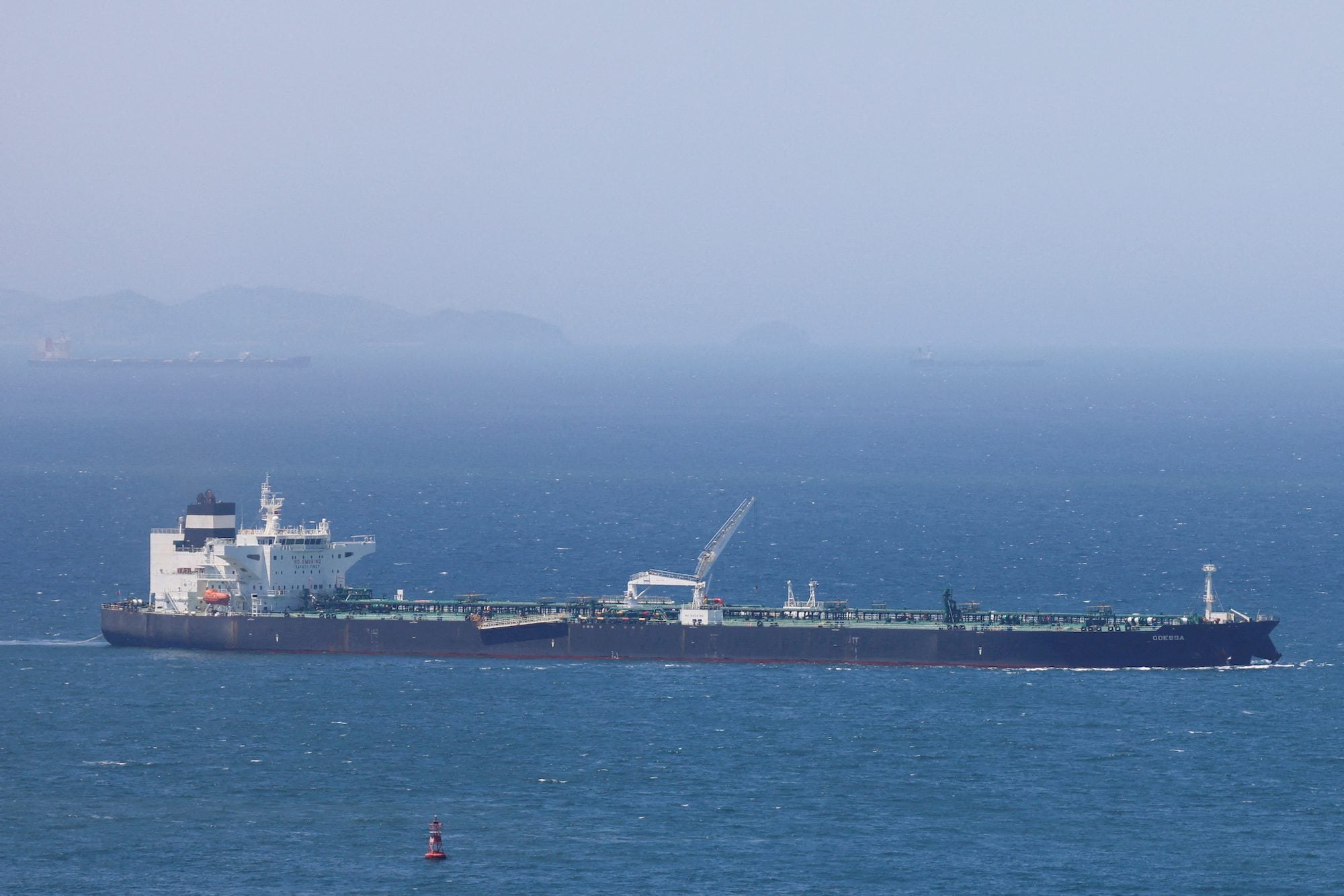 Hormuz on a Knife-Edge: Shipping Pays the Price as the Iran-U.S. Ceasefire Unravels photo