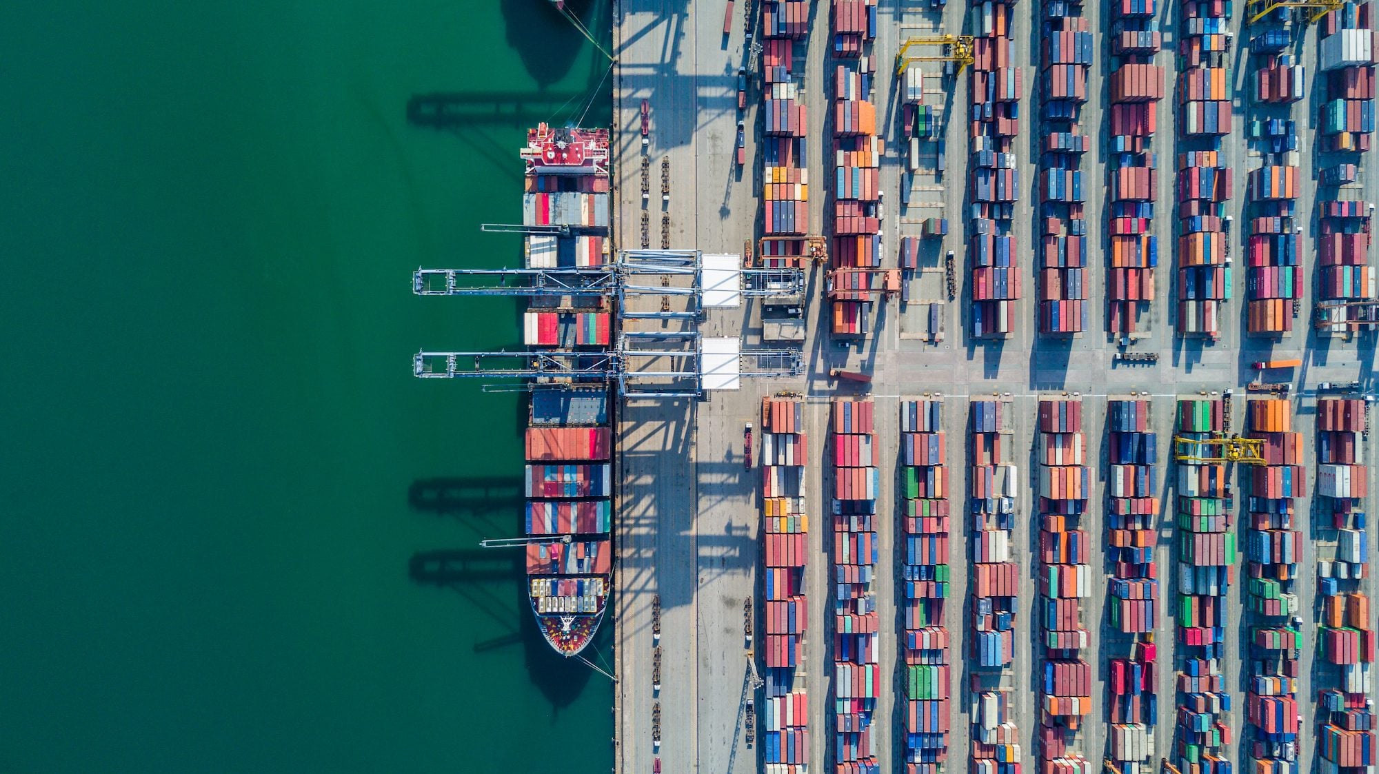 Container Spot Rates Fall as Capacity Growth Pressures Freight Rates photo