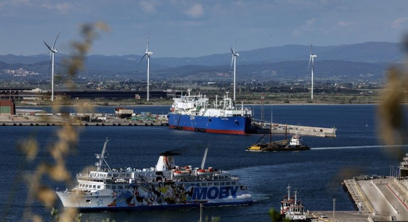 Italy Becomes EU’s Top LNG Importer as Purchases Elsewhere Lag photo