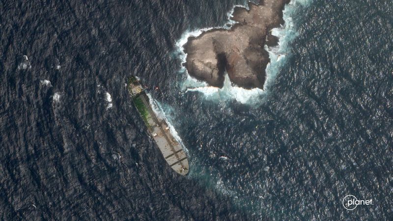 Oil Spill from Shadow Fleet Tanker Spreading Off Oman, Satellite Images Show photo