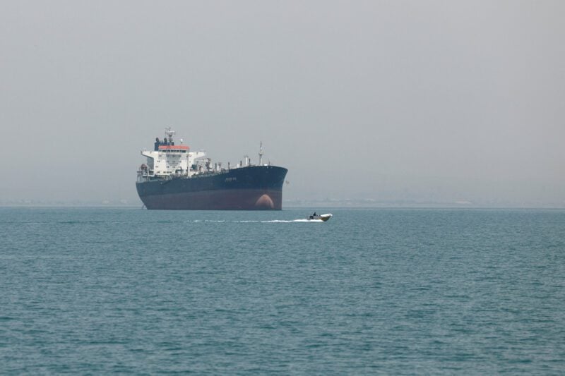 Draft Hormuz Deal Would Give Iran Control Over Gulf-Bound Ships, Sources Say photo