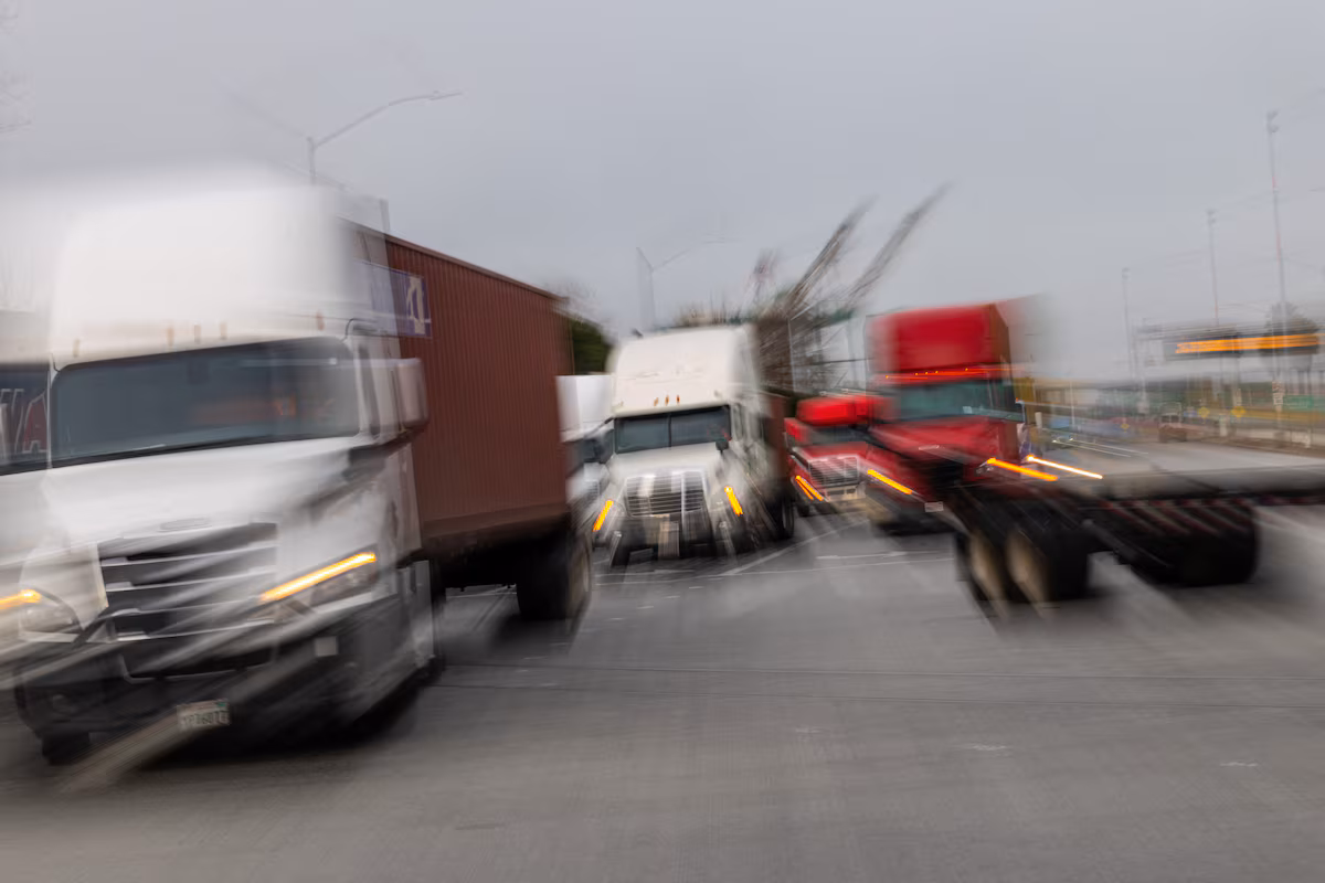 Smart Tugs And Trucks That Don’t Sleep. Automation Rewires US Transport photo