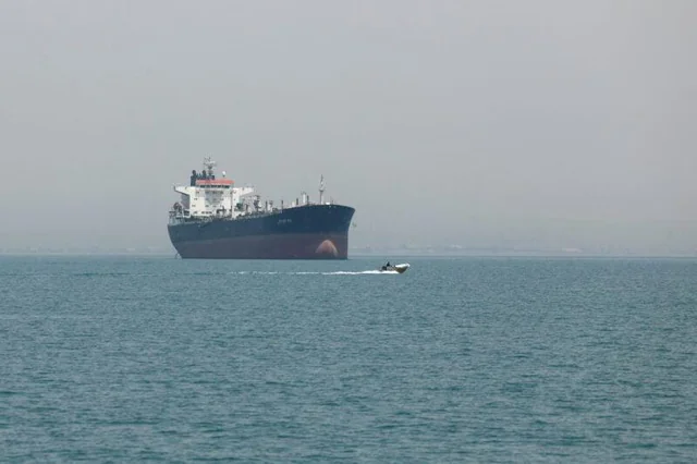 Trump Administration Claims Massive Oil Flows Through Hormuz But Industry Data Raises Questions photo
