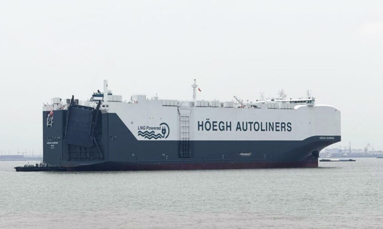 Höegh Autoliners Orders Six More Aurora Class Car Carriers photo