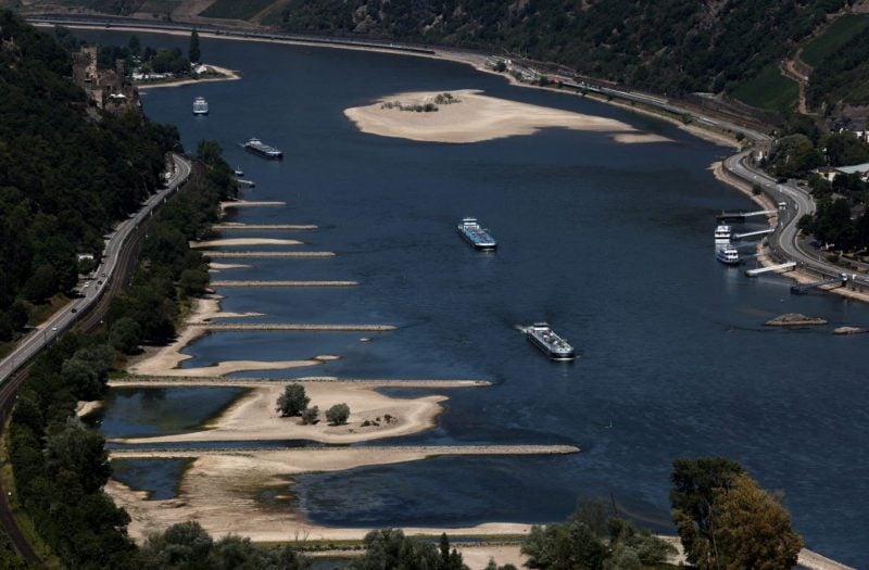 Rhine Water Stable After Rain, More Wet Weather Expected to Help photo
