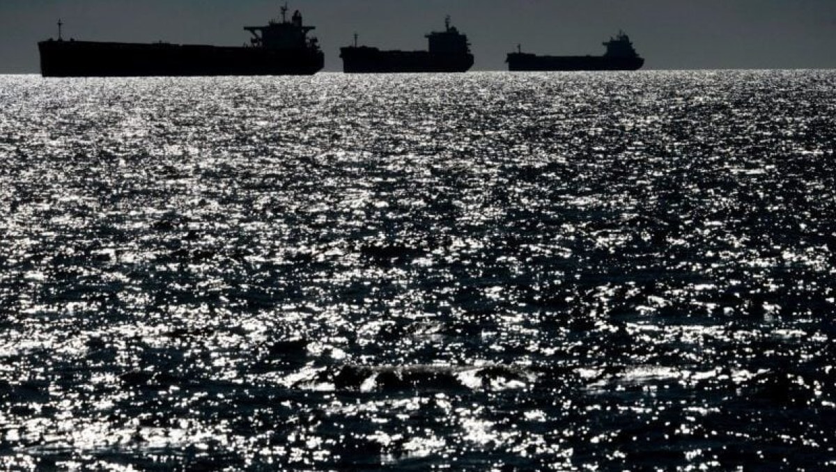 Trump’s Plan to Revive Sanctioned Tankers Faces Tough Sell