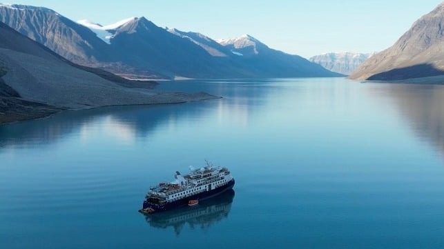 Stranded Expedition Cruise Ship Refloated by Greenland Research Ship