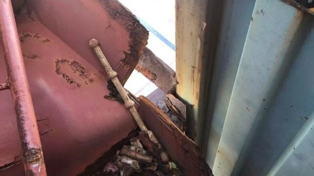 ATSB: Corroded Steel Contributed to APL England Cargo Spill