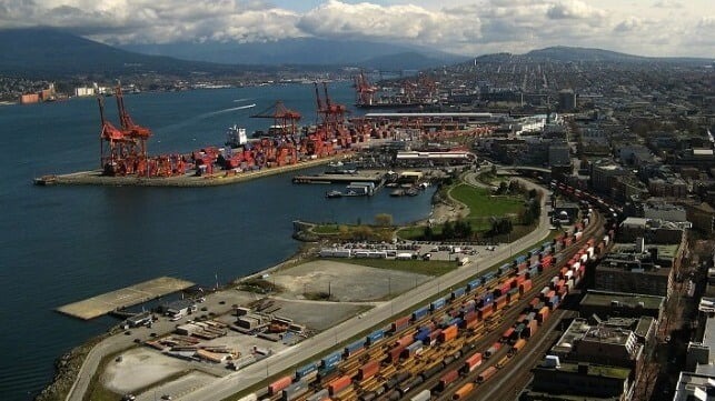 Canadian ILWU Calls Strike Vote for West Coast Container Ports