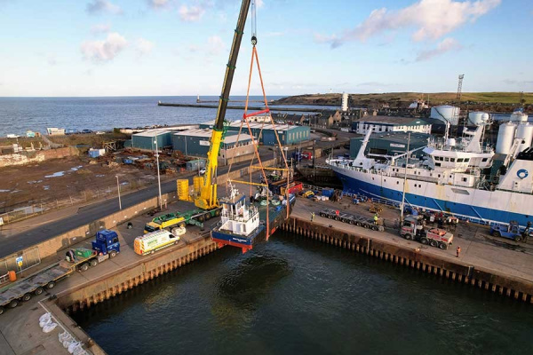 Dales Marine celebrates the successful launch of a new vessel