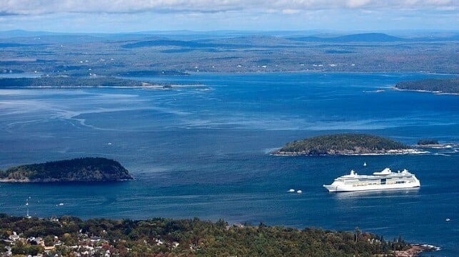 Bar Harbor Votes to Dramatically Limit Cruise Passenger Arrivals