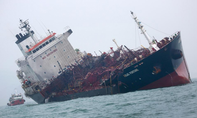 Small Product Tanker Explodes Off Hong Kong, Killing One