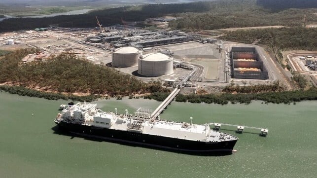 Stranded Chinese LNG Carrier Blocks Exports from Australian Terminal