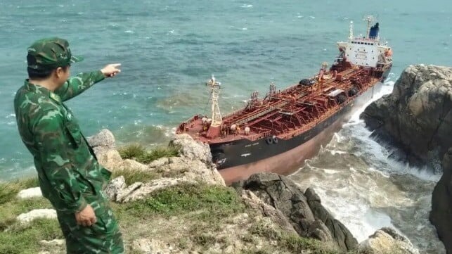 Abandoned Tanker Grounds in Vietnam Drifting 1,000 Miles From Philippines