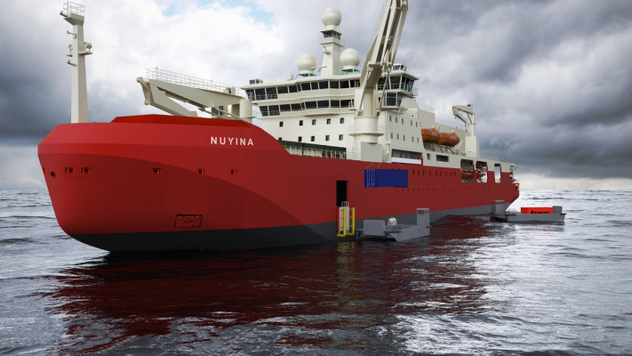 Icebreaker built for Australia in 2020 stopped for repairs in port