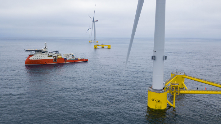  Floating wind farms: new challenges for shipbuilders