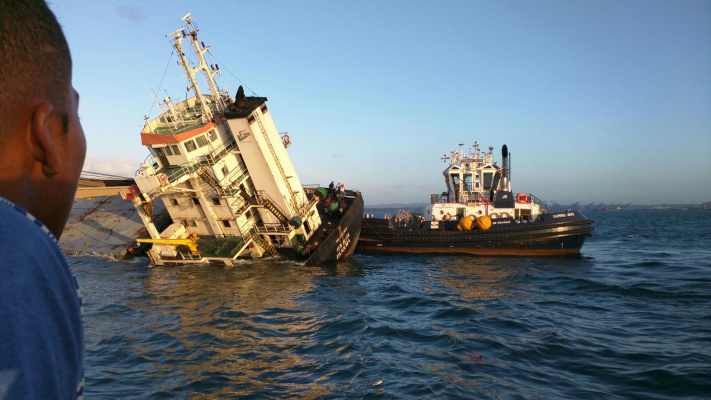 20 people drowned in collision of two ships in Bangladesh
