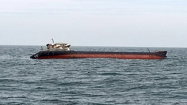 Vietnam Orders Salvage of Sunken Ship After Rescuing Crew
