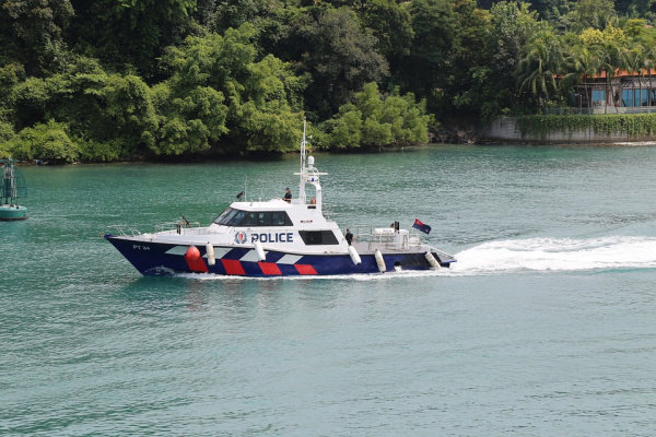 Police will switch to electric boats
