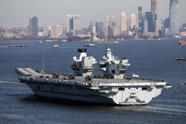  British aircraft carrier did not record incidents with Chinese ships