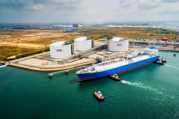 Vietnam and the USA set up a company to build a liquefied gas terminal