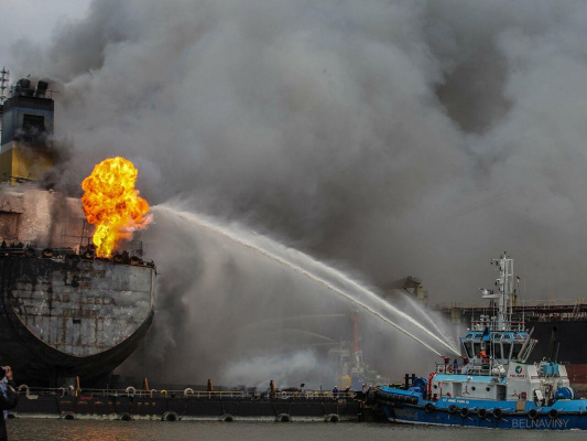 A ship caught fire in a Syrian port
