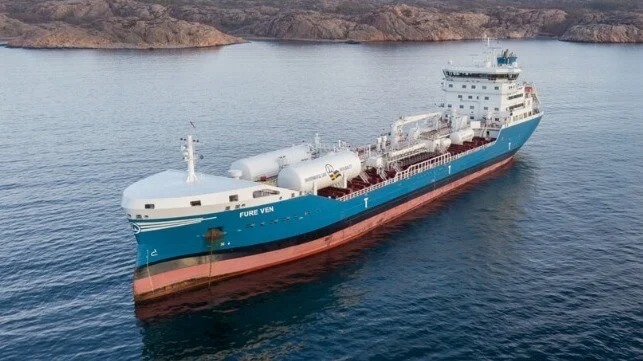 Algoma Expands to Europe for Product Tankers in JV with Furetank