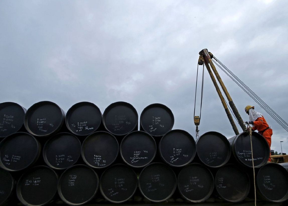 Weekly Energy Recap: U.S. Crude Glut Caps Prices