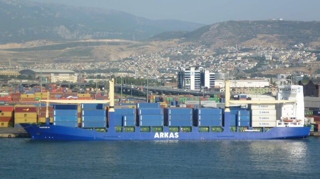 In Investment Push, Turkey to Sell Operating Lease for Port of Izmir