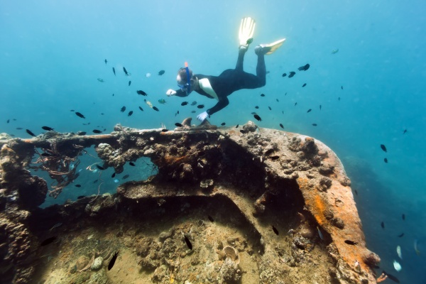 800 years under water: Chinese archaeologists raise a treasure ship from the bottom of the sea