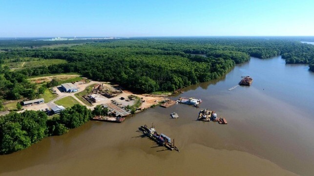 Body of Captain Recovered After Small Tug Capsizes on Alabama River