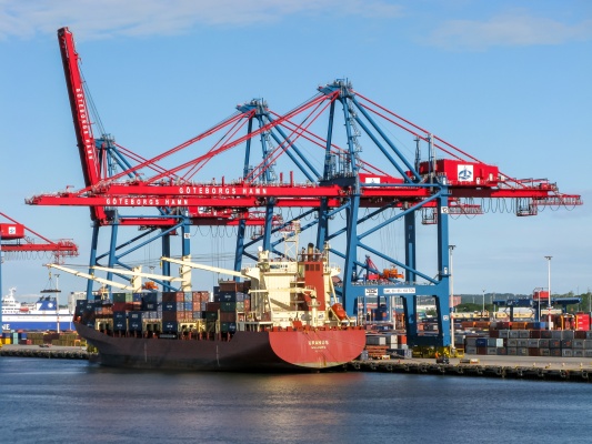 APM Terminals in Göteborg introduces Maersk export new container weighing service